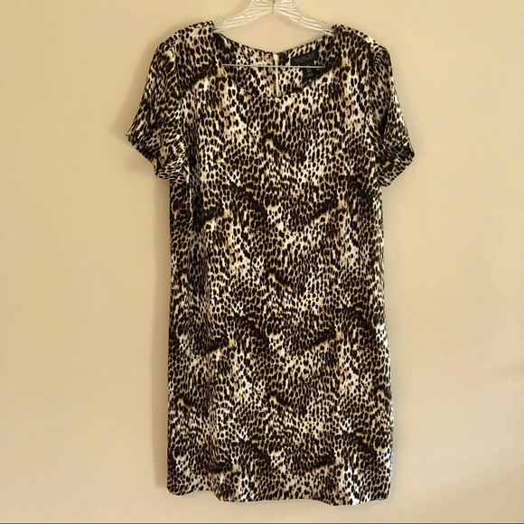 Rachel Zoe Dresses & Skirts - NWT Rachel Zoe Cheetah Print Short Sleeve Dress
